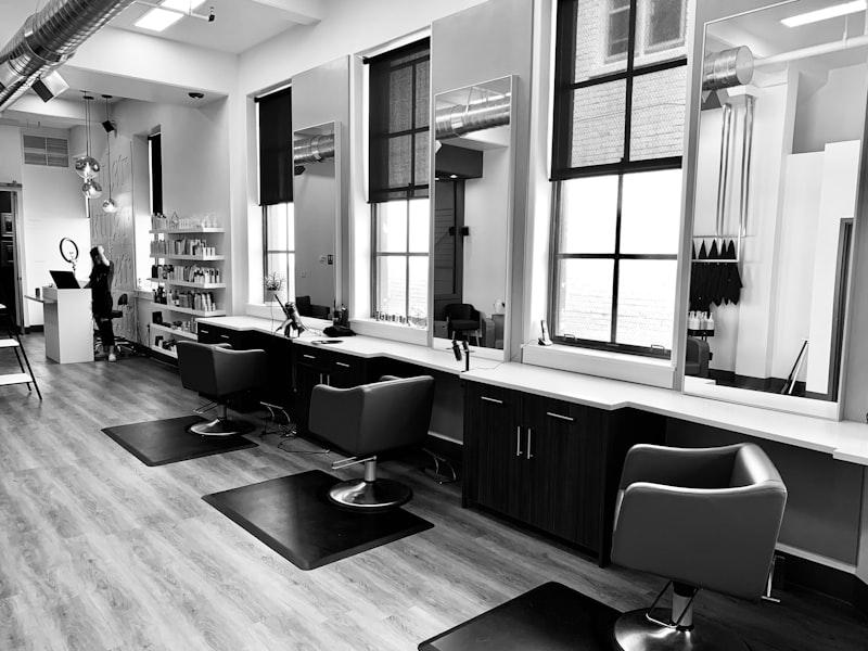 Luxe Salon